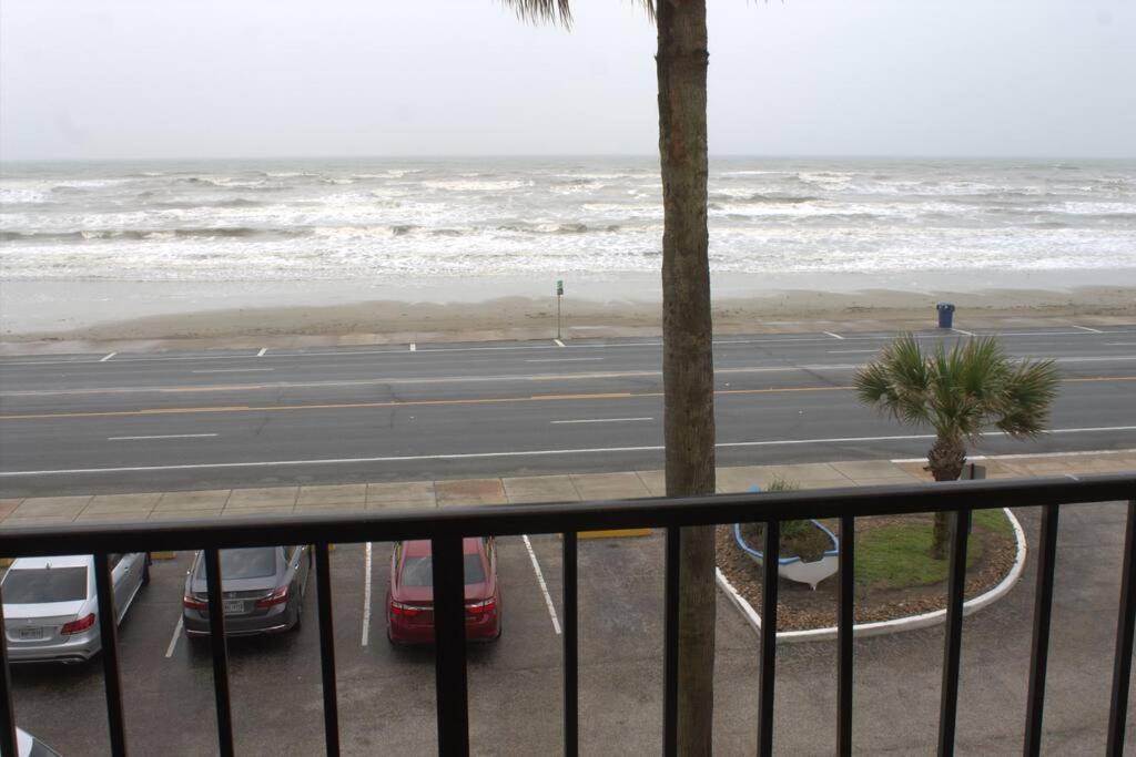 Bello Condominio Con Vista Al Mar, Jacuzzi Interno Galveston Exterior photo